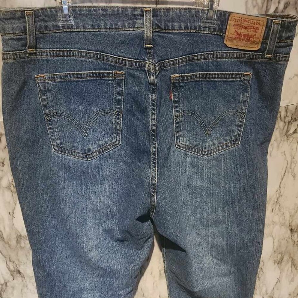 vintage 515 boot cut Levis jeans